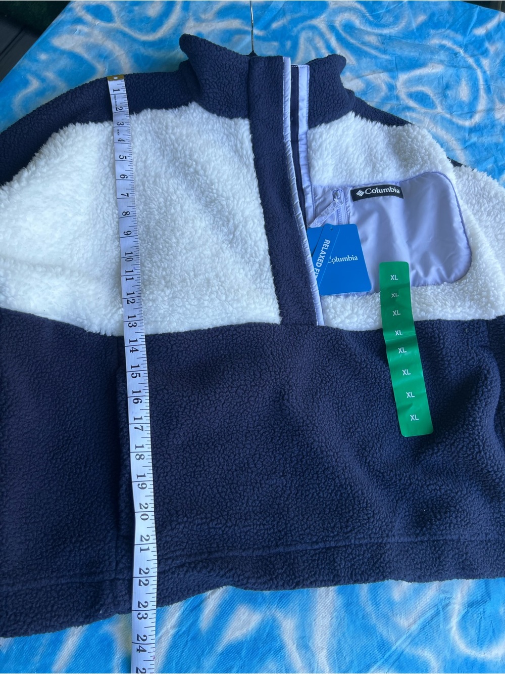Columbia Dark Blue and White Half-Zip Sherpa Pullover